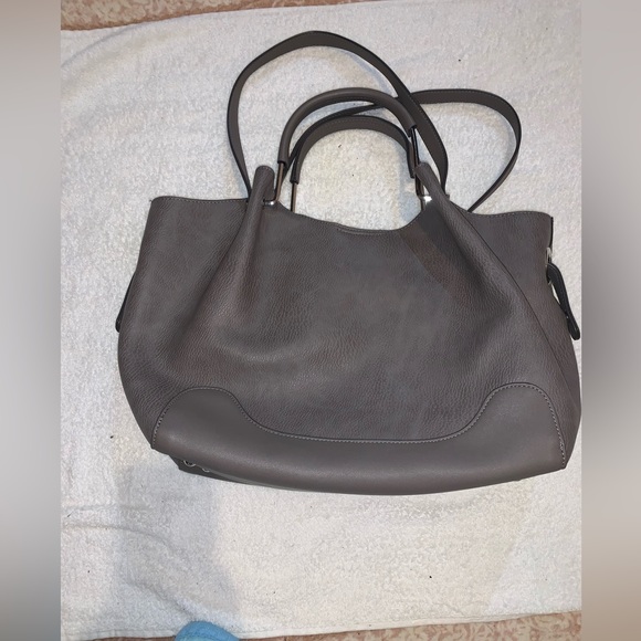 Handbag - Picture 2 of 8